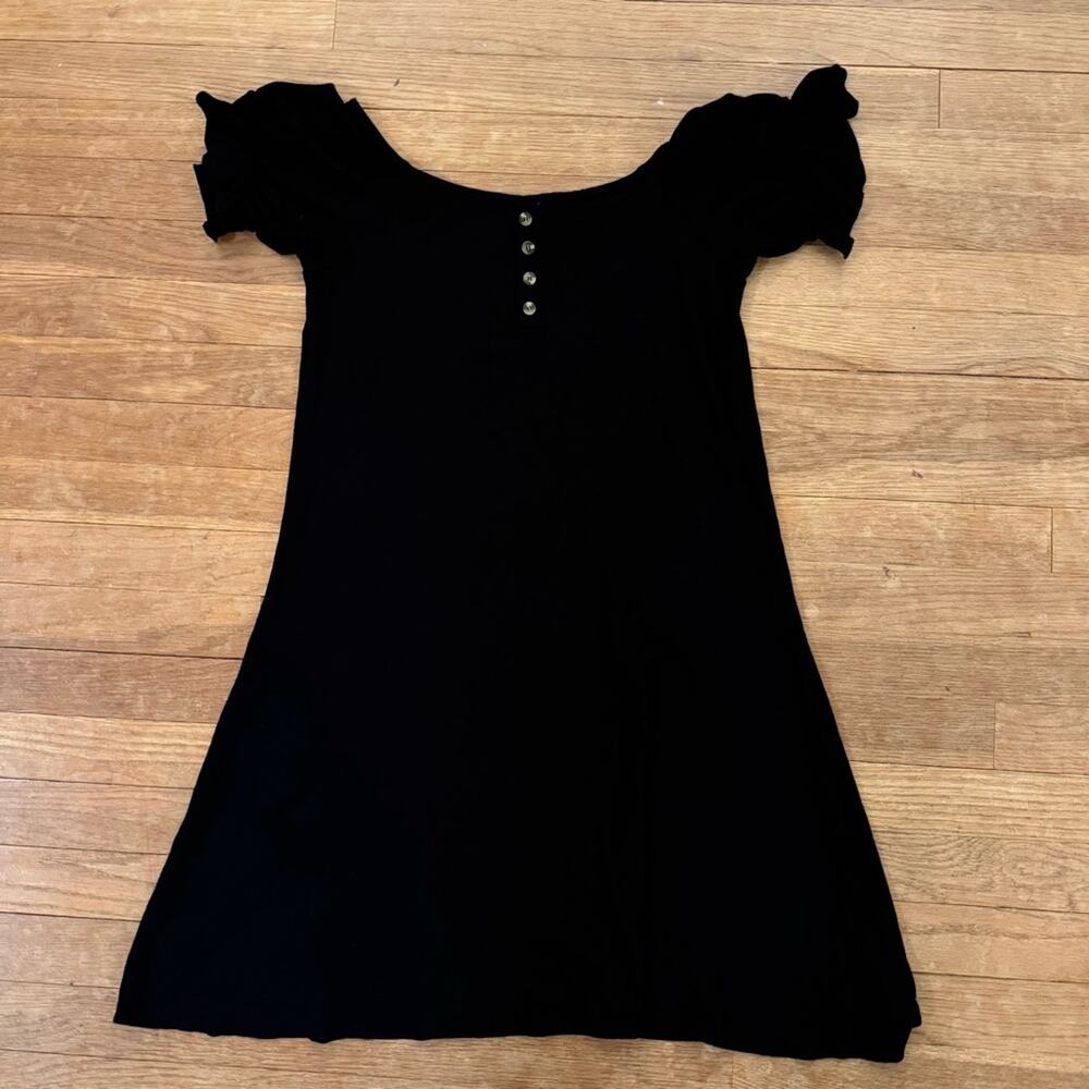 Harper short ruffle sleeve t-shirt button-embellishment mini dress size L
 b69